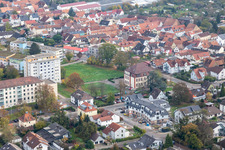 Vue aérienne de Cave de culture, FFZ dans l'ancienne école agricole à Kandel dans le département Rhénanie-Palatinat, Allemagne
