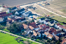 Nouvelle zone de développement sur le Höhenweg à Kandel dans le département Rhénanie-Palatinat, Allemagne hors des airs