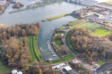 Vue aérienne de Port avec Motor-Yacht-Club eV à le quartier Maximiliansau in Wörth am Rhein dans le département Rhénanie-Palatinat, Allemagne