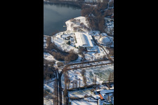Vue aérienne de Lido, salle de boulettes de vapeur en hiver quand il y a de la neige à Rülzheim dans le département Rhénanie-Palatinat, Allemagne