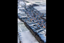 Photographie aérienne de En hiver quand il y a de la neige à Herxheimweyher dans le département Rhénanie-Palatinat, Allemagne