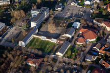 Vue aérienne de École primaire de Hainbuchen à Hagenbach dans le département Rhénanie-Palatinat, Allemagne