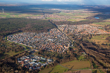 Jockgrim dans le département Rhénanie-Palatinat, Allemagne hors des airs