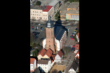 Vue aérienne de Église Saint-Georges à Kandel dans le département Rhénanie-Palatinat, Allemagne