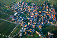 Vue aérienne de Du sud à Hainfeld dans le département Rhénanie-Palatinat, Allemagne