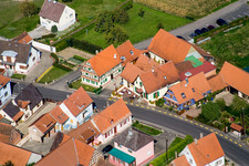 Vue d'oiseau de Schleithal dans le département Bas Rhin, France