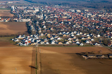 Vue aérienne de Nouvelle zone de développement K2 en hiver à Kandel dans le département Rhénanie-Palatinat, Allemagne