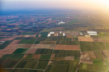 Vue aérienne de Du nord à Winden dans le département Rhénanie-Palatinat, Allemagne
