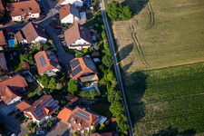Vue aérienne de Sur la rive haute à Kuhardt dans le département Rhénanie-Palatinat, Allemagne