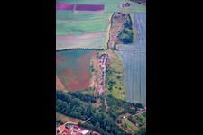Vue aérienne de Mur du Diable (Königstein) à le quartier Weddersleben in Thale dans le département Saxe-Anhalt, Allemagne