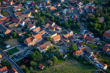 Vue aérienne de Nouvelle Ville à le quartier Rieder in Ballenstedt dans le département Saxe-Anhalt, Allemagne