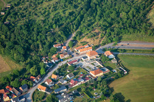 Vue aérienne de Cherry Café Tilleda à le quartier Tilleda in Kelbra dans le département Saxe-Anhalt, Allemagne