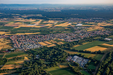 Enregistrement par drone de Quartier Heiligenstein in Römerberg dans le département Rhénanie-Palatinat, Allemagne