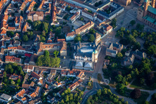Vue aérienne de Musée historique du Palatinat à Speyer dans le département Rhénanie-Palatinat, Allemagne