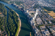 Vue oblique de Grande centrale électrique Mannheim GKM du sud à le quartier Neckarau in Mannheim dans le département Bade-Wurtemberg, Allemagne