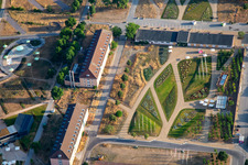 Vue aérienne de Espace d'accueil du Parc Spinelli de l'Exposition fédérale de jardinage Mannheim BUGA 2023 à le quartier Feudenheim in Mannheim dans le département Bade-Wurtemberg, Allemagne