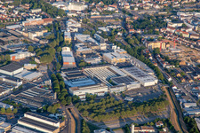 Vue aérienne de Nora Systems GmbH, Freudenberg Sealing Technologies à Weinheim dans le département Bade-Wurtemberg, Allemagne
