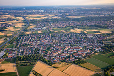 Vue aérienne de Quartier Vogelstang in Mannheim dans le département Bade-Wurtemberg, Allemagne