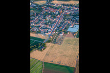 Vue aérienne de Bahnhofstr. à Schwegenheim dans le département Rhénanie-Palatinat, Allemagne