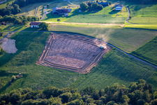 Vue aérienne de Récolte des céréales à Duplek dans le département Slovénie, Slovénie