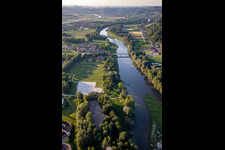Vue aérienne de La Drave vue du sud à Maribor dans le département Slovénie, Slovénie
