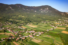 Vue aérienne de Sempas à Nova Gorica dans le département Slovénie, Slovénie