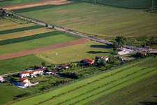 Vue aérienne de Parapente Atterrissage Lijak / Društvo jadralnih padalcev Polet Nova Gorica à Nova Gorica dans le département Slovénie, Slovénie