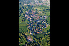 Vue aérienne de De l'ouest à le quartier Arzheim in Landau in der Pfalz dans le département Rhénanie-Palatinat, Allemagne