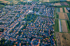Vue aérienne de Du nord à le quartier Offenbach in Offenbach an der Queich dans le département Rhénanie-Palatinat, Allemagne