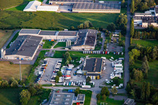 Vue aérienne de Parc Industriel Zone Industriel de Krafft avec Carrossier Industrielle Kapp SA et SARL ARGRU à Erstein dans le département Bas Rhin, France