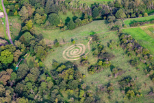 Vue aérienne de Spirale tondue à Duchroth dans le département Rhénanie-Palatinat, Allemagne