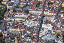 Vue aérienne de Centre commercial sur la Prinzengasse à Bad Kreuznach dans le département Rhénanie-Palatinat, Allemagne