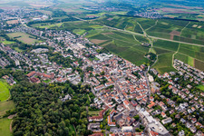 Vue aérienne de Rüdesheimer Straße depuis le sud-est à Bad Kreuznach dans le département Rhénanie-Palatinat, Allemagne
