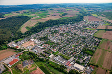 Vue aérienne de Rüdesheim dans le département Rhénanie-Palatinat, Allemagne