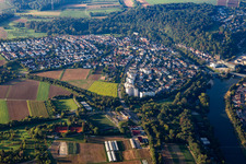 Vue aérienne de Du nord à le quartier Neckarrems in Remseck am Neckar dans le département Bade-Wurtemberg, Allemagne