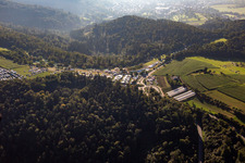 Vue aérienne de 61e Championnat du monde FIM de side-car motocross Rudersberger 2023 du MSC Wieslauftal eV Motocross à le quartier Königsbronnhof in Rudersberg dans le département Bade-Wurtemberg, Allemagne