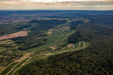 Vue aérienne de Heuchelberg à le quartier Nordhausen in Nordheim dans le département Bade-Wurtemberg, Allemagne