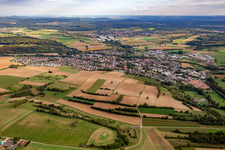 Vue aérienne de Du nord-ouest à le quartier Flehingen in Oberderdingen dans le département Bade-Wurtemberg, Allemagne