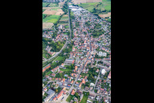 Vue aérienne de Gondelsheim dans le département Bade-Wurtemberg, Allemagne