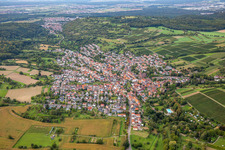 Vue aérienne de Du sud-est à le quartier Obergrombach in Bruchsal dans le département Bade-Wurtemberg, Allemagne