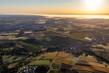 Oberhoffen-lès-Wissembourg dans le département Bas Rhin, France depuis l'avion
