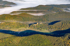 Vue aérienne de Château du Vieux-Windstein à Windstein dans le département Bas Rhin, France