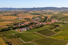 Vue aérienne de Du nord-est à Dierbach dans le département Rhénanie-Palatinat, Allemagne
