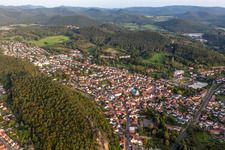 Dahn dans le département Rhénanie-Palatinat, Allemagne hors des airs