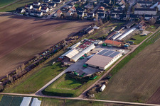 Ferme biologique Kugelmann à Kandel dans le département Rhénanie-Palatinat, Allemagne d'en haut