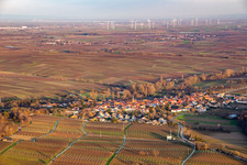 Vue aérienne de Du sud-ouest à le quartier Heuchelheim in Heuchelheim-Klingen dans le département Rhénanie-Palatinat, Allemagne