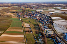 Vue aérienne de De l'ouest en hiver quand il y a de la neige à le quartier Kapellen in Kapellen-Drusweiler dans le département Rhénanie-Palatinat, Allemagne