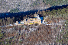 Photographie aérienne de Ruines du château de Neuscharfeneck du sud en hiver avec de la neige à Flemlingen dans le département Rhénanie-Palatinat, Allemagne