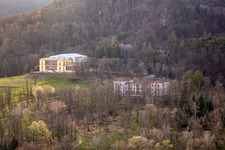 Château de la Villa Ludwigshöhe à Edenkoben dans le département Rhénanie-Palatinat, Allemagne depuis l'avion