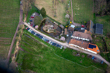Vue oblique de Restaurant de campagne Burrweiler Mühle am Modenbach à Burrweiler dans le département Rhénanie-Palatinat, Allemagne